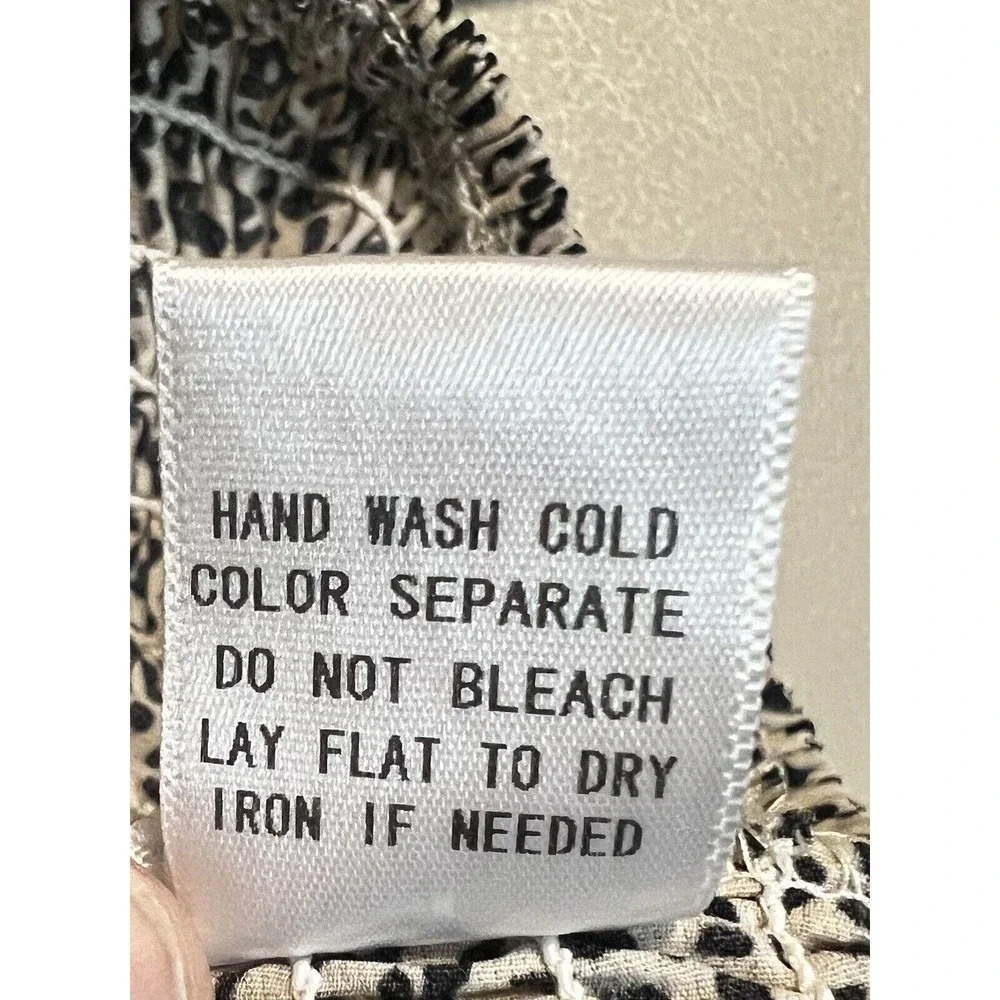 Le Lis Womens Animal Print Sheer Balloon Sleeve Smocked Tie Crop Top Size Small - Picture 7 of 9